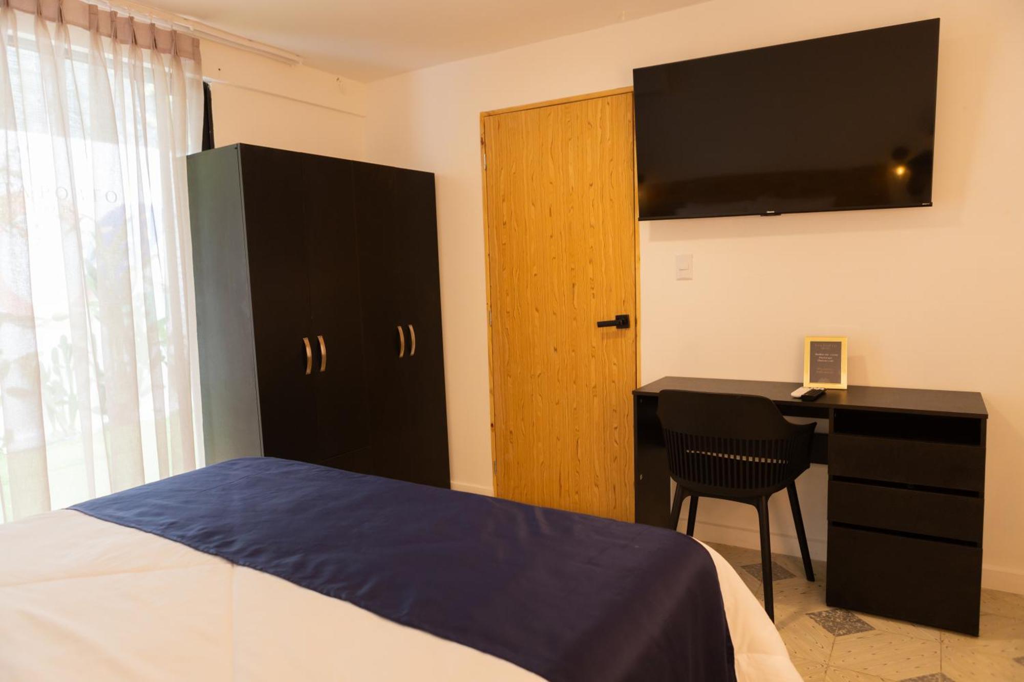 Via Porto Hotel *